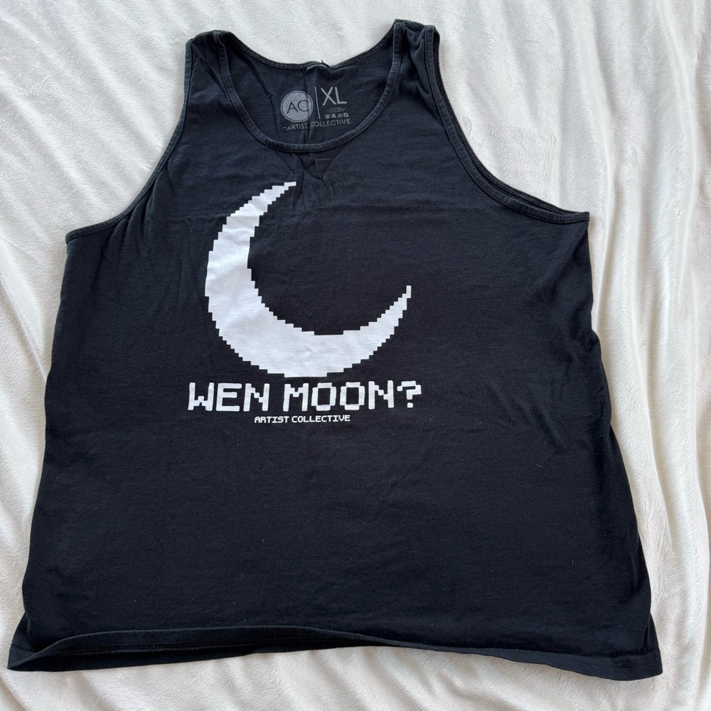 Artist collective Men’s Black Tank Top - Crescent Moon Design XL loose fit